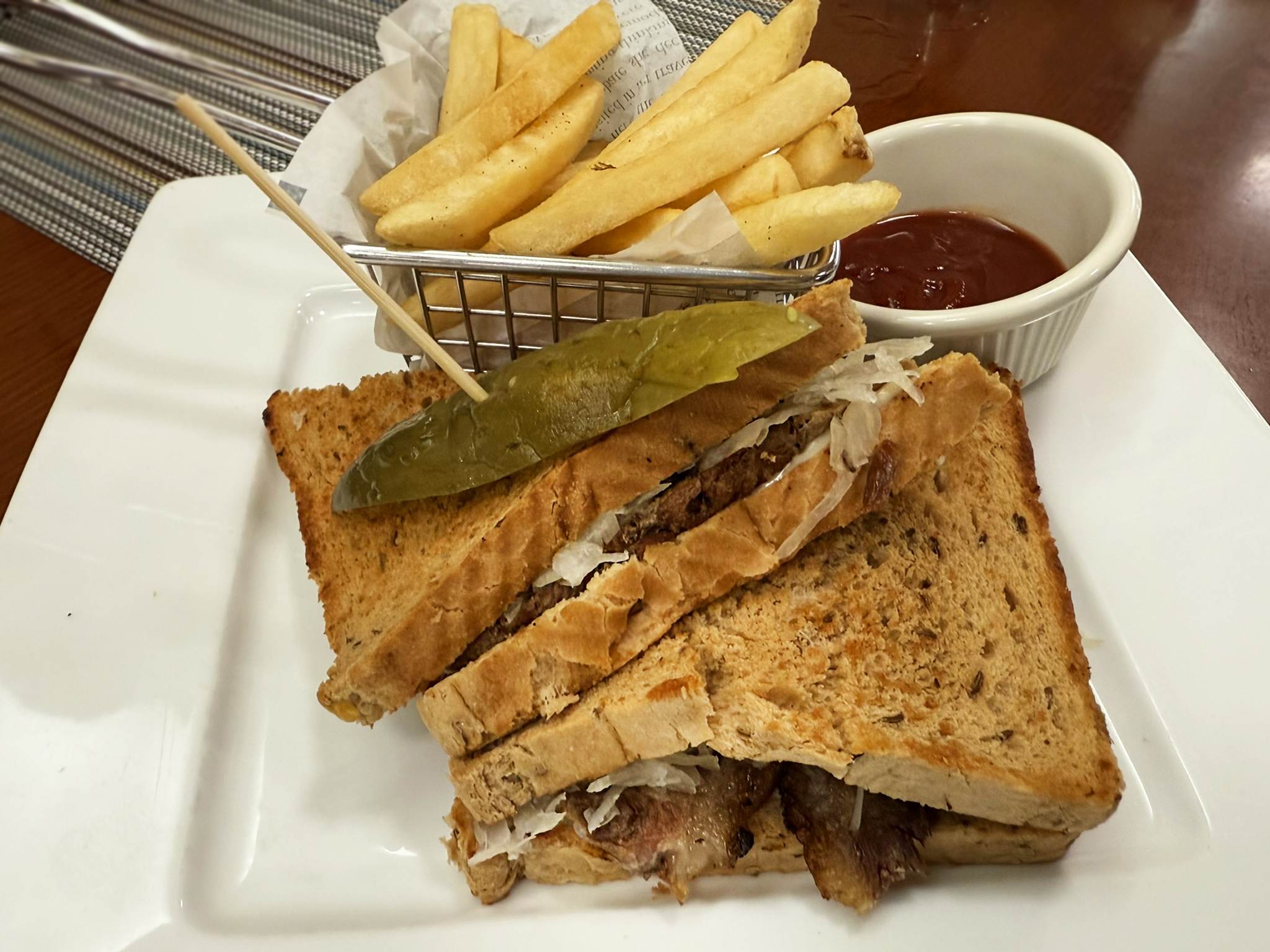 BURGERS & SANDWICHES 2