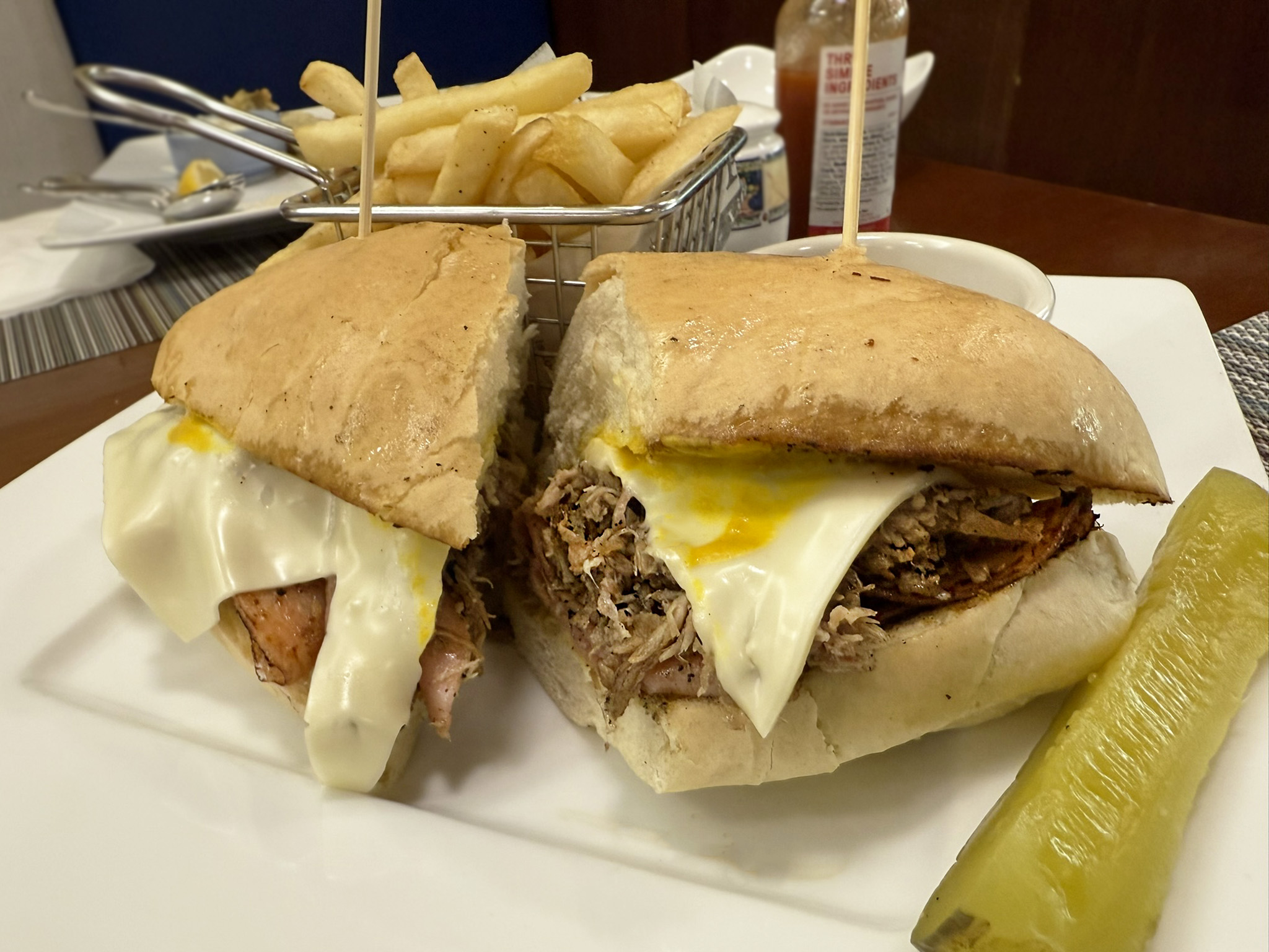 BURGERS & SANDWICHES 4