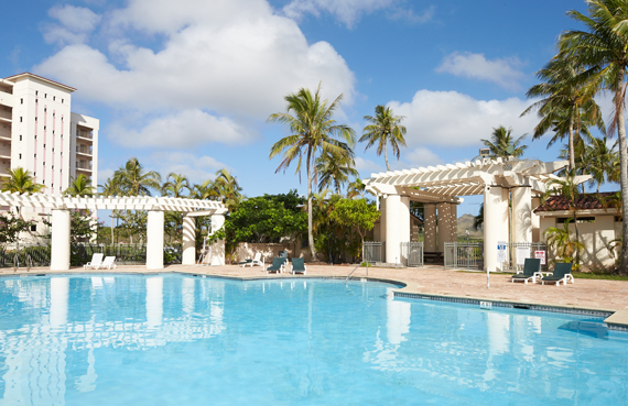 Fourpeaks Luxury Pool
