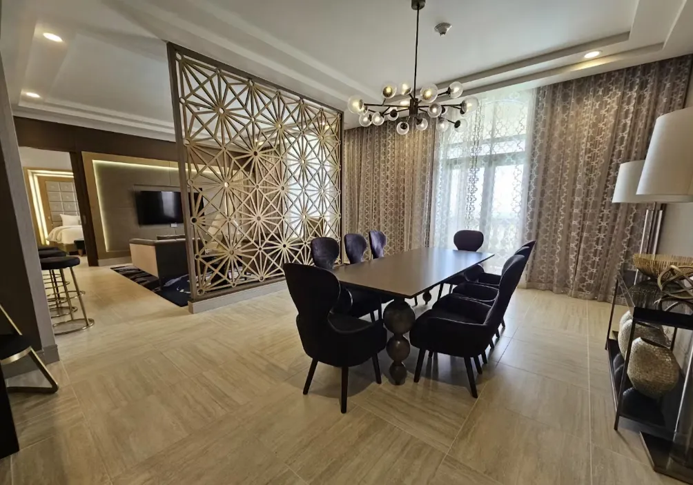 Governor Suite