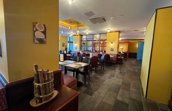 TANGANTANGAN Restaurant